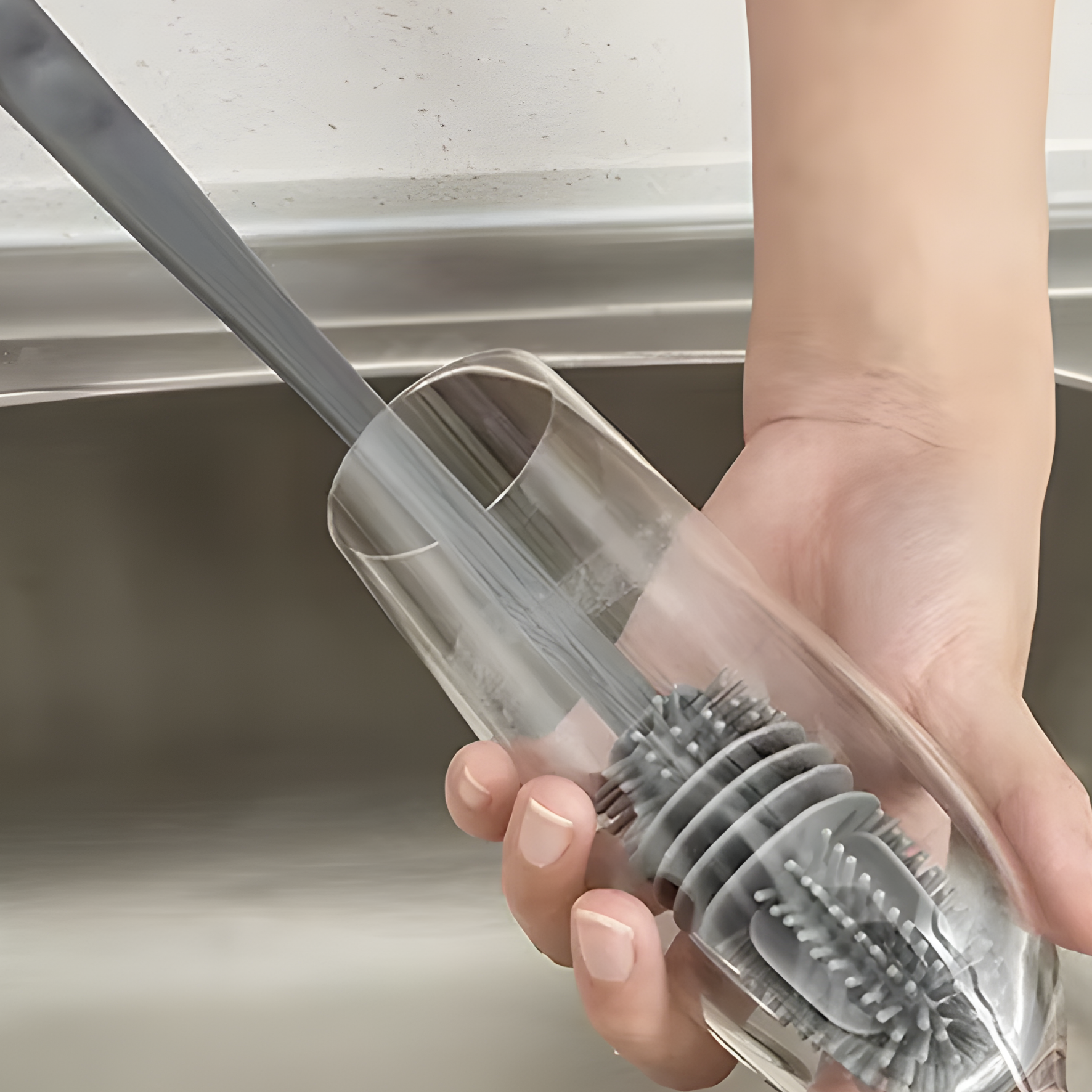 Brosse en silicone pour bouteilles et verres